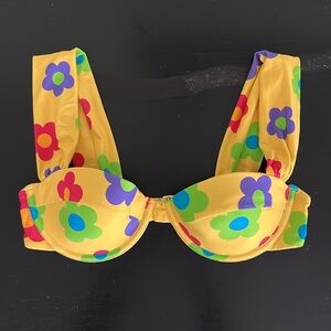 We Wore What Claudia Retro Daises Bikini Top